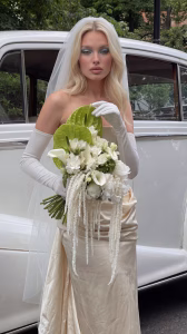 WEDDING BOUQUET W06