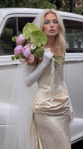 WEDDING BOUQUET W08