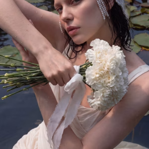 WEDDING BOUQUET W64