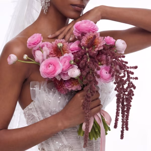 WEDDING BOUQUET W72