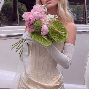 WEDDING BOUQUET W28